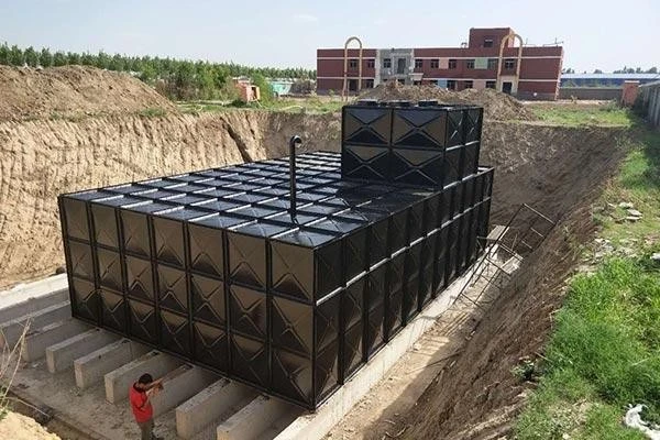 有底板地埋水箱.jpg 有底板地埋水箱.jpg
